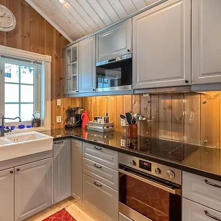 Beautiful In With Wifi بيت للعطل Sjusjoen